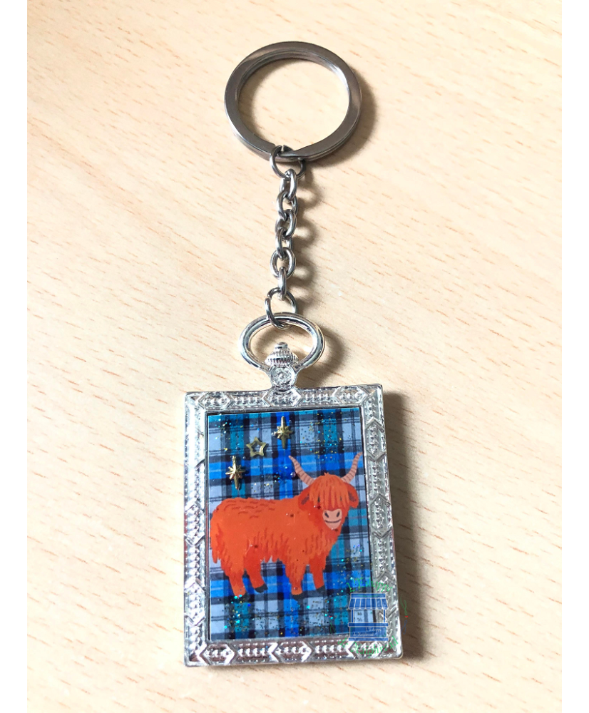 Keychain rectangular Highland cow blue/grey tartan